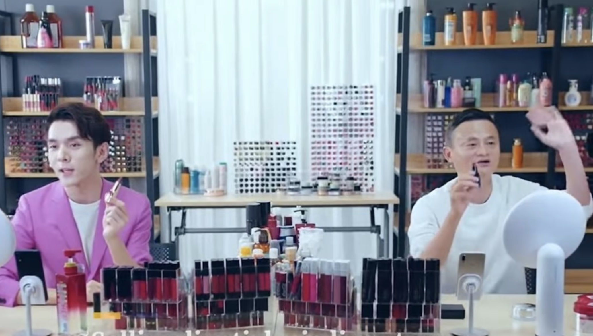 Nhung ngoi sao livestream ty USD o Trung Quoc hinh anh