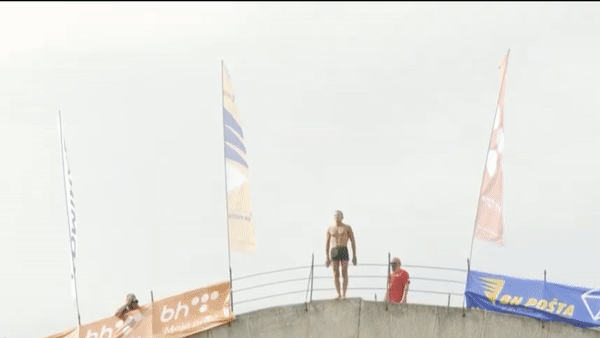 Cuoc thi nhay cau truyen thong tu do cao 26 m o Bosnia hinh anh