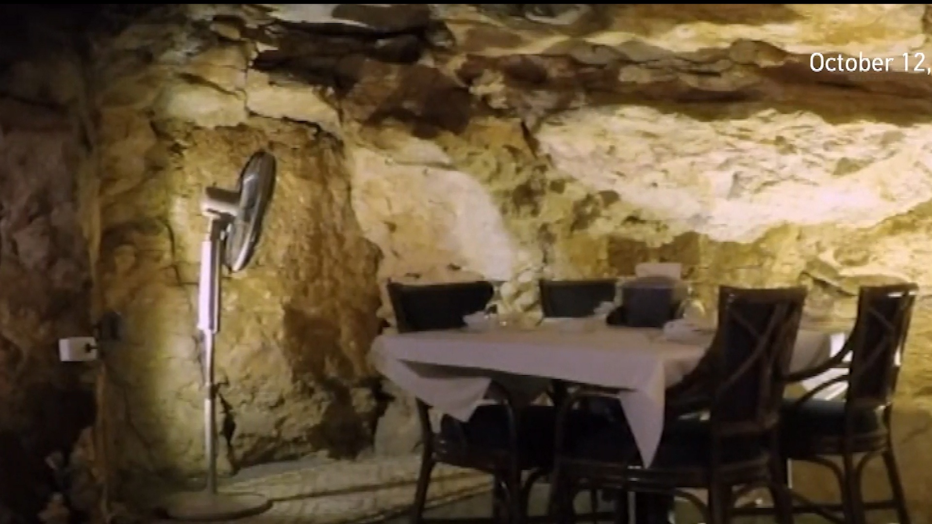 Nha hang tu hang dong 60 trieu nam tuoi hinh anh