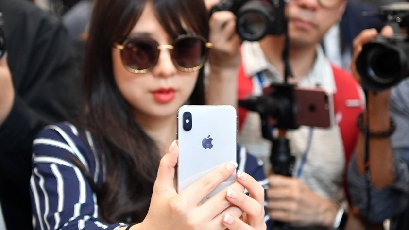 iPhone da danh bai Android trong long gioi tre My hinh anh