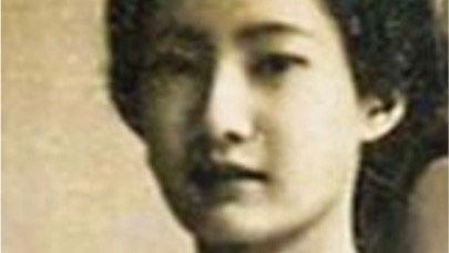 Ung dung giup phuc hoi anh cu,  nhan sac cua Nam Phuong hoang hau,  Remini phuc hoi anh cu anh 2