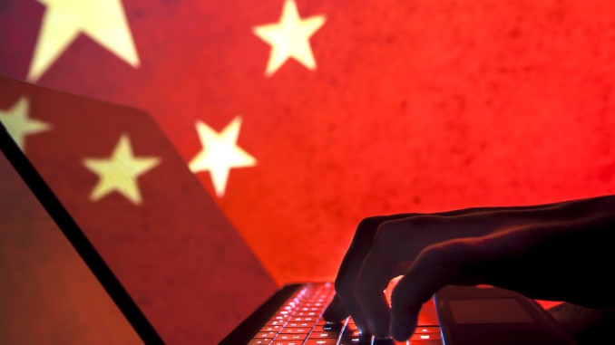 My truy lung 2 hacker TQ lam gian diep, trom hang tram trieu USD hinh anh