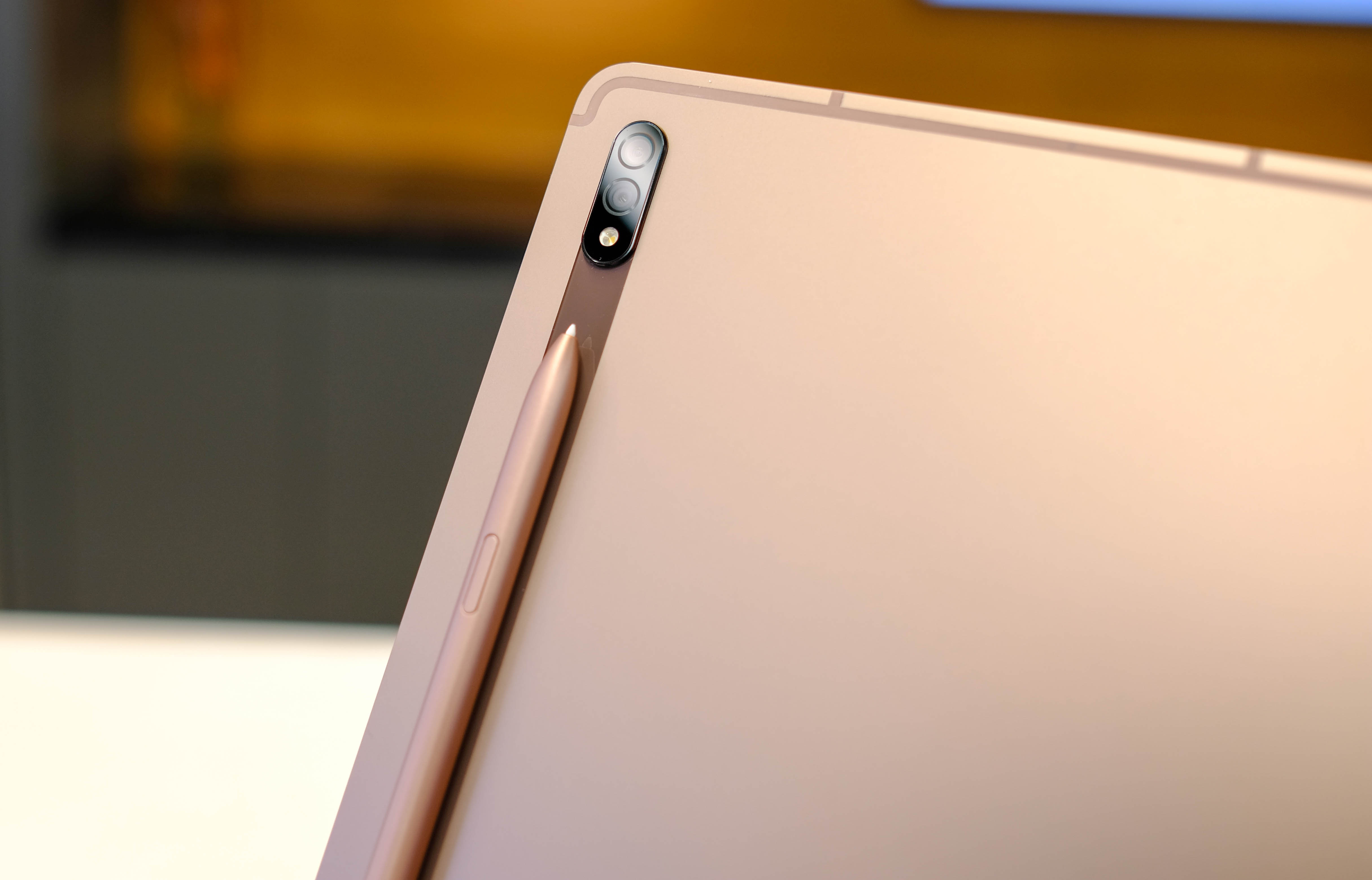 Samsung ra mat Note20,  Samsung ra mat Tab S7,  tablet moi cua Samsung,  cau hinh Tab S7,  Samsung Tab S7 gia bao nhieu anh 3