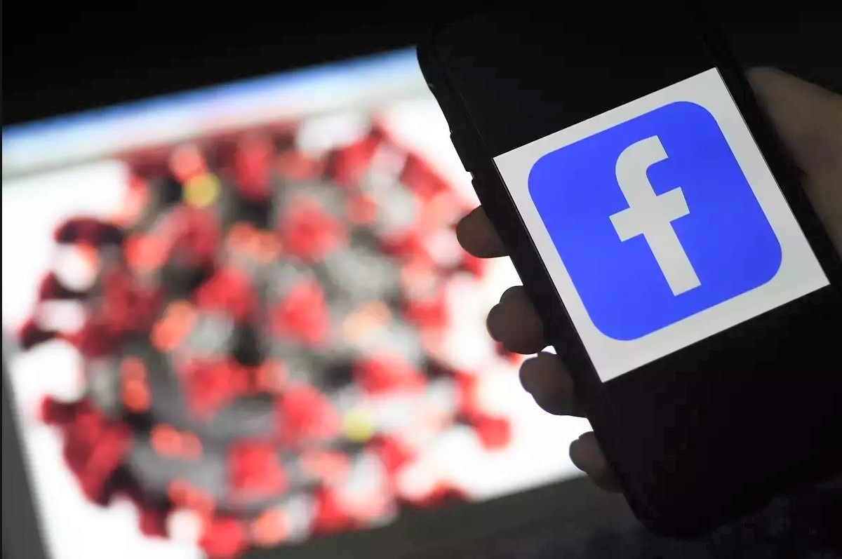 Facebook mat 7 thang moi xong tinh nang chong tin gia ve Covid-19 hinh anh