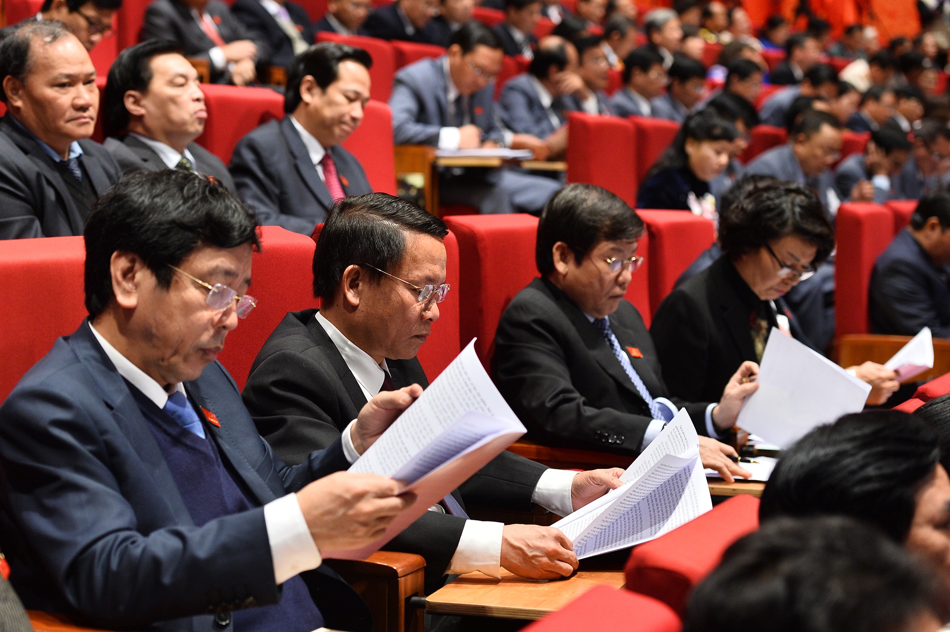 'Can danh gia cong minh nhung dia phuong xe rao' hinh anh