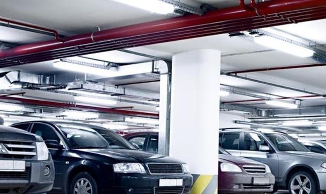 600 trieu dong cho 4m2 do oto, dan van so het cho hinh anh