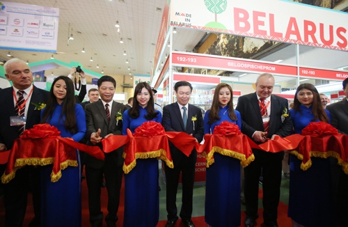 Vuong Dinh Hue,  Pho thu tuong moi,  tan Pho thu tuong anh 2