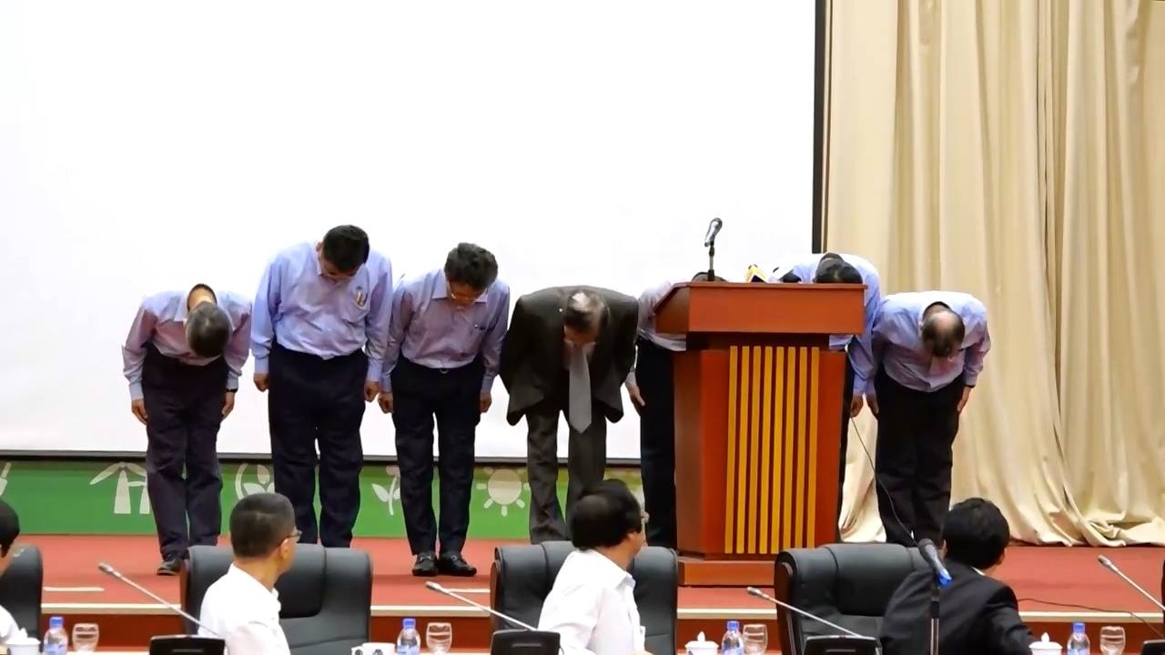 Formosa xin loi nguoi Viet vi gay ra vu ca chet o mien Trung hinh anh