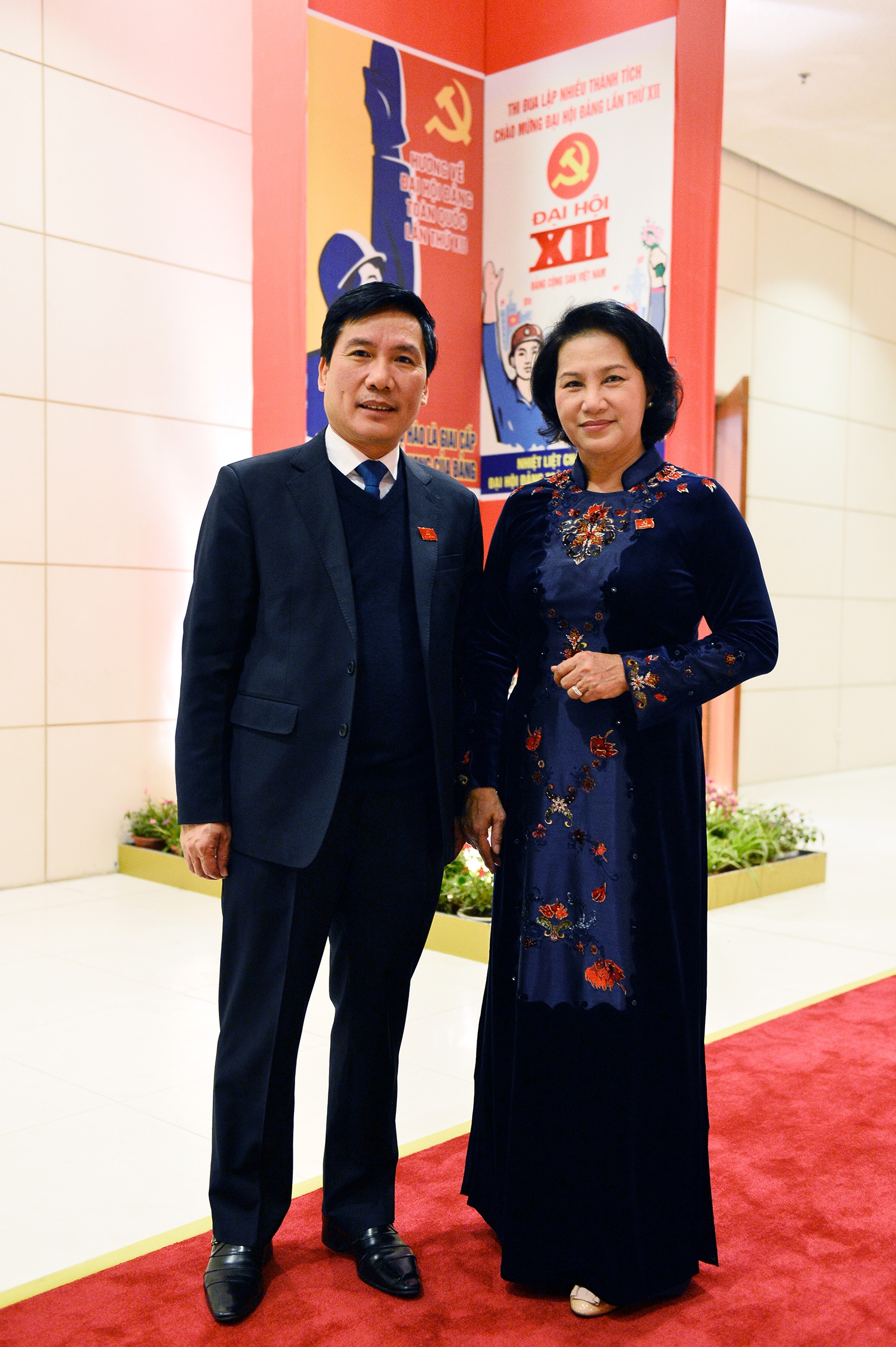 Chu tich Quoc hoi Nguyen Thi Kim Ngan dien ao dai anh 9