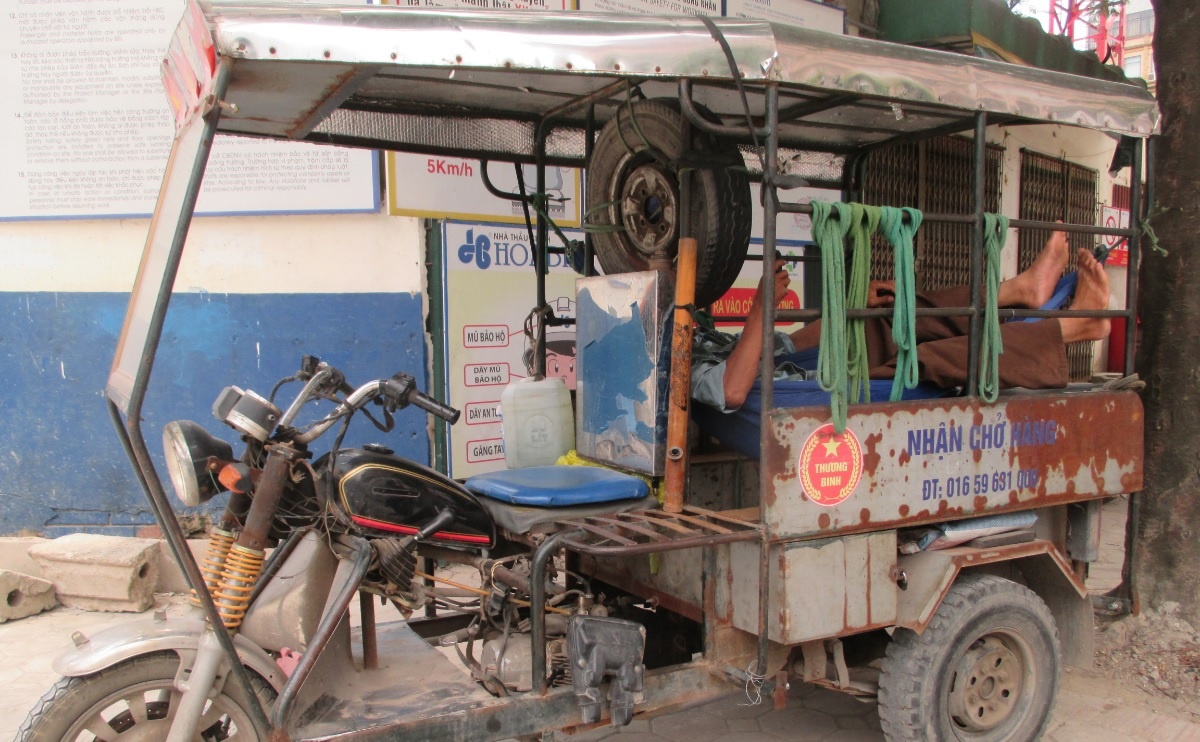 Xe gia danh thuong binh gianh khach, chiem thi truong hinh anh