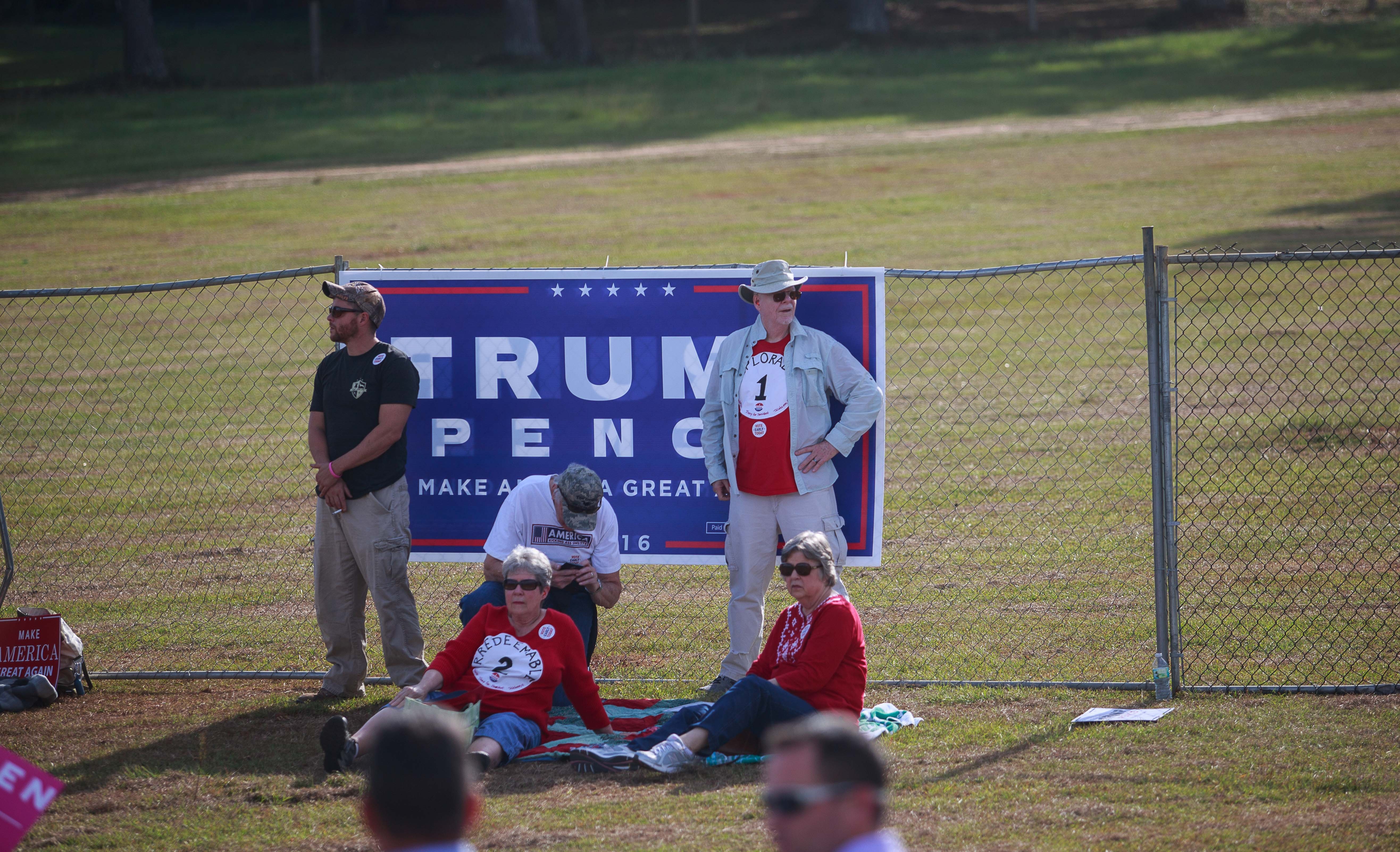 Ai ủng hộ Trump ảnh 3 Ai ung ho Trump anh 3