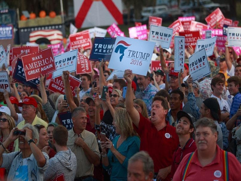 Dam dong cua Trump va su thu ghet bao gioi hinh anh