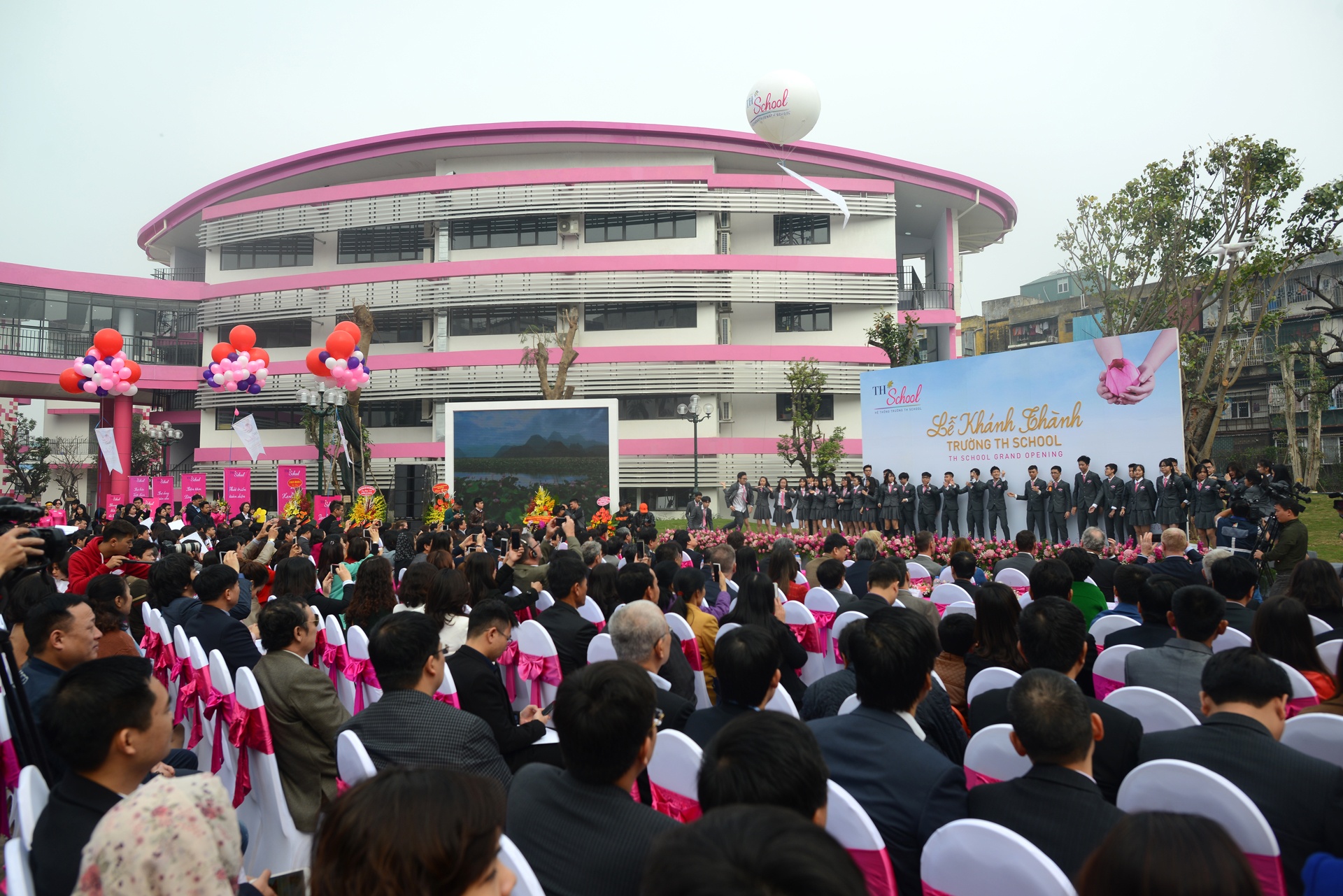 Khanh thanh TH School anh 1