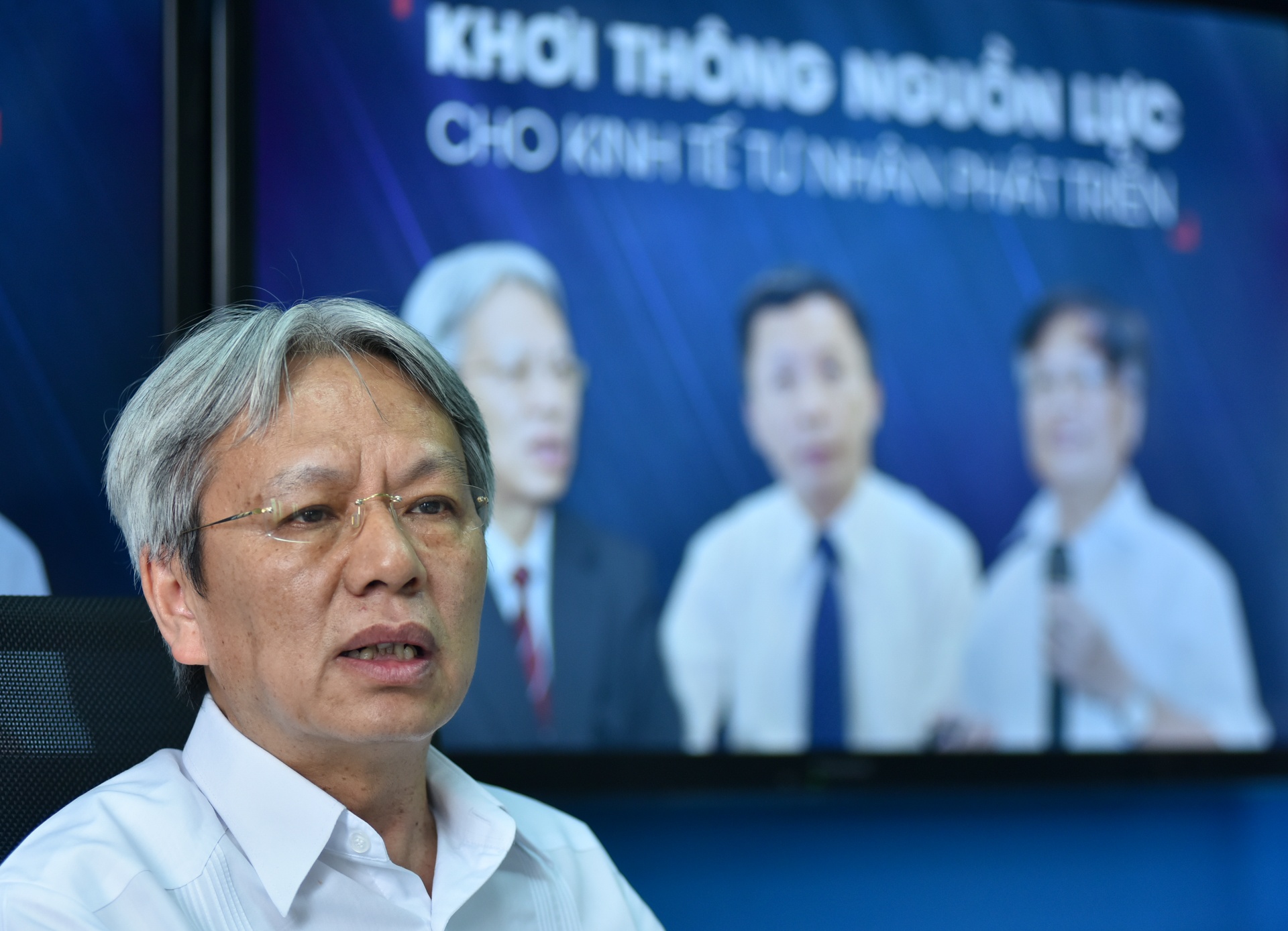 Bàn tròn phát triển kinh tế tư nhân ảnh 2 Ban tron phat trien kinh te tu nhan anh 2