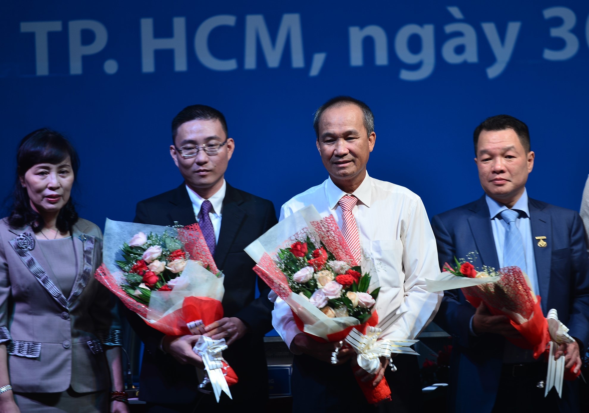 Ong Duong Cong Minh lam Chu tich Sacombank hinh anh