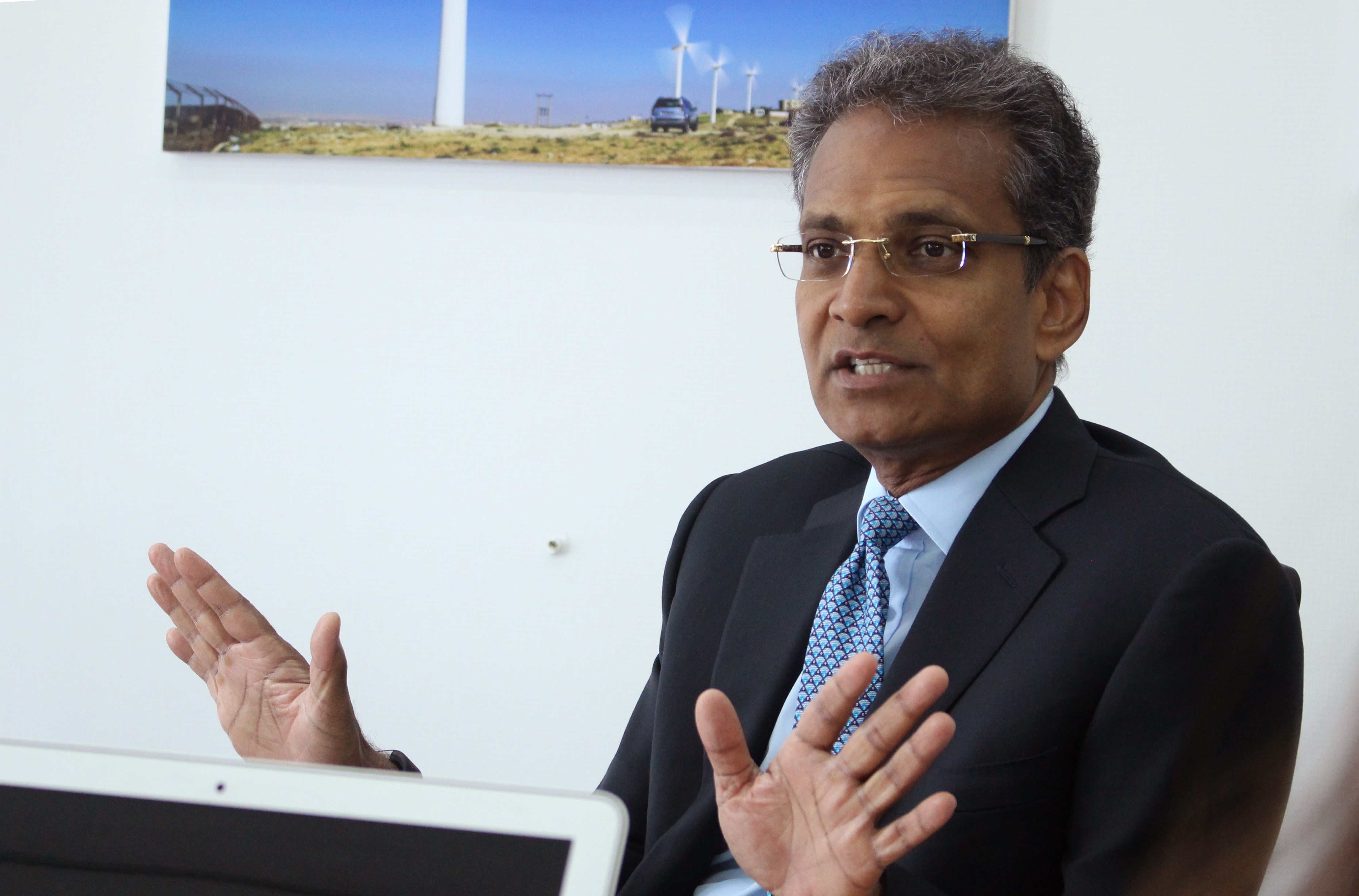 CEO Acwa: Gia dien thap khong can tro quyet dinh dau tu o Viet Nam hinh anh