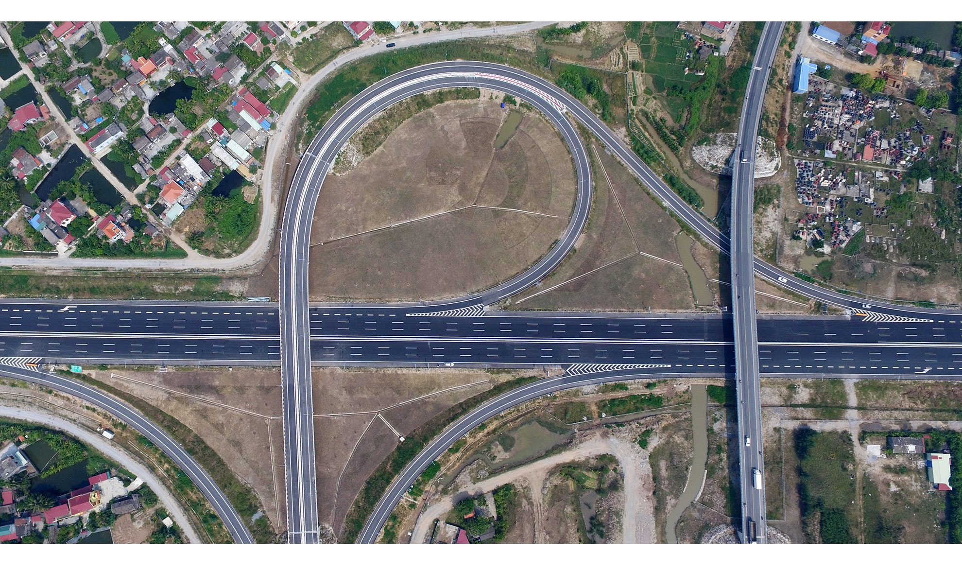 Nhung con voi trang BOT anh 7