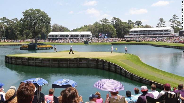 Nghề lặn nhặt bóng golf ảnh 2 Nghe lan nhat bong golf anh 2