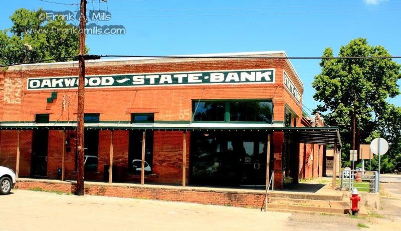 Dai gia Viet mua dut ngan hang lau doi nhat My hinh anh