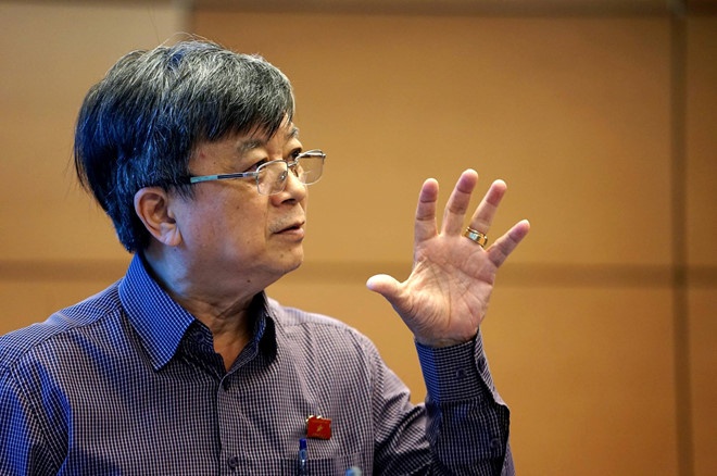 'Chu quyen kinh te dang bi xam hai tung buoc' hinh anh