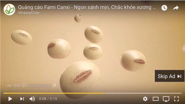 Vinasoy dung quang cao, Vietjet Air gui 'toi hau thu' cho YouTube hinh anh