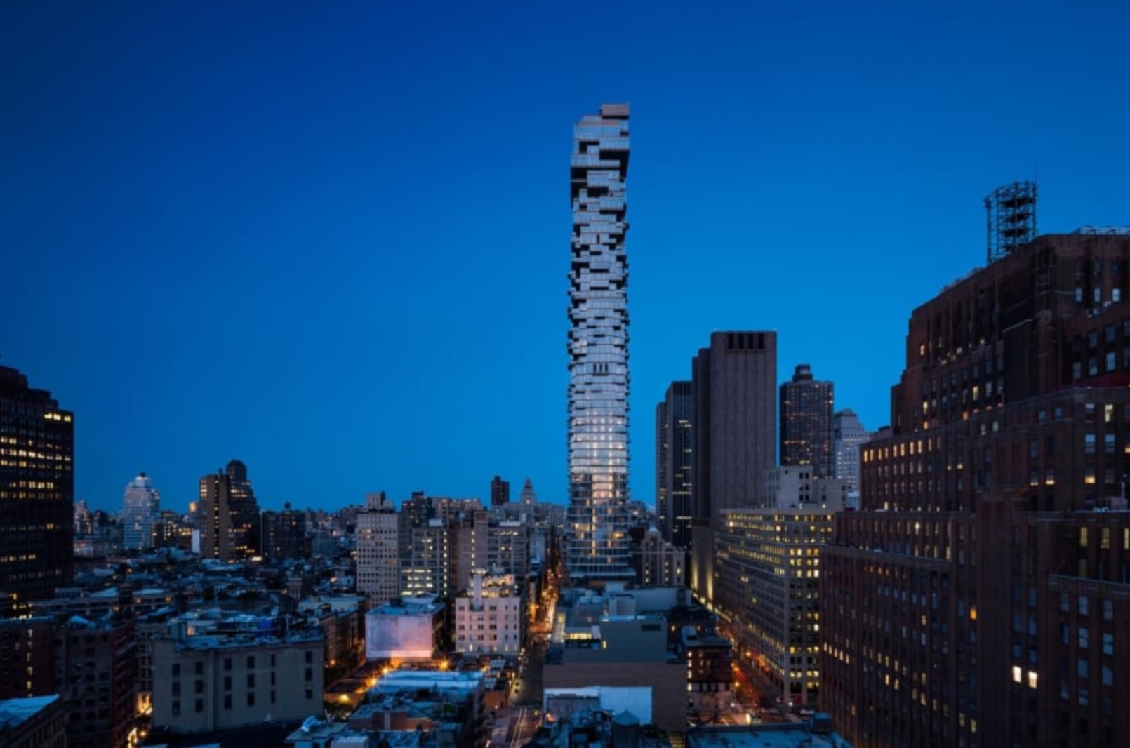 Nhung toa nha choc troi manh khanh o New York hinh anh