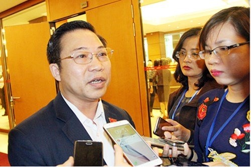 Thuc day DN Viet xuat khau hang hoa qua bien gioi Viet - Trung anh 1