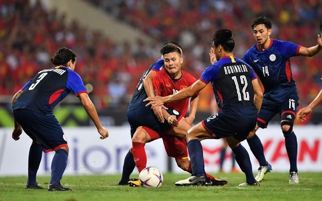 Mo ban dot cuoi ve tran Viet Nam vs Malaysia, het veo trong 2 phut hinh anh