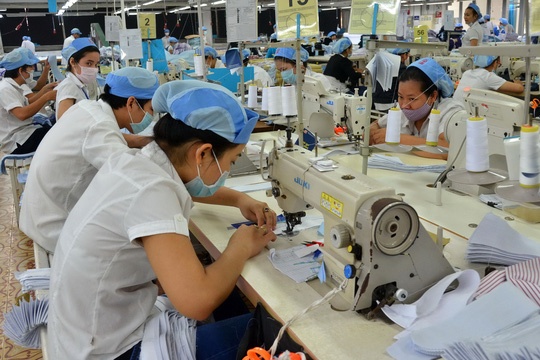 Thuong Tet 2018, noi tien ty, cho bang to pho hinh anh