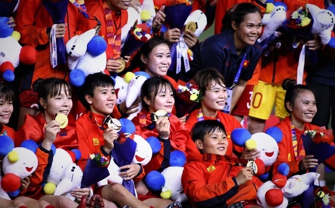 Doi tuyen nu Viet Nam duoc thuong tong cong 22 ty dong hinh anh