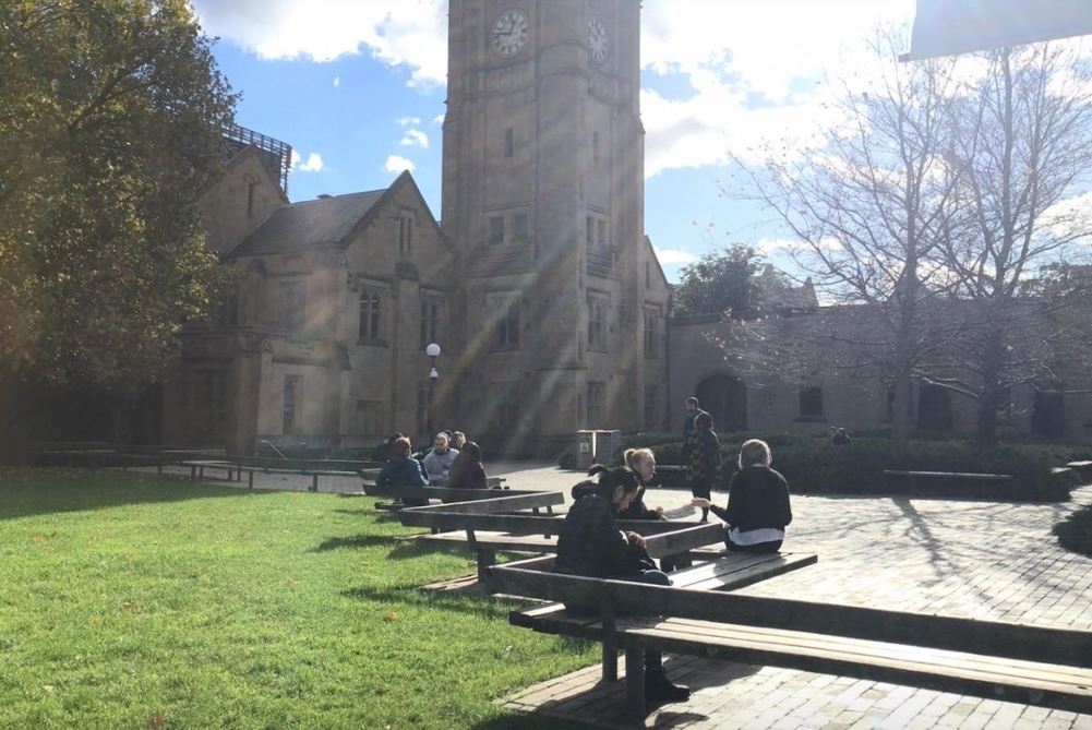 du hoc dang do vi Covid-19 anh 1