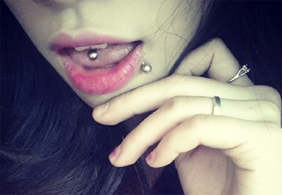 Thieu nu Ha thanh manh bao xo khuyen moi hinh anh