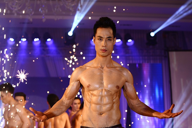 Ngam than hinh chang trai vo dich… 6 mui hinh anh