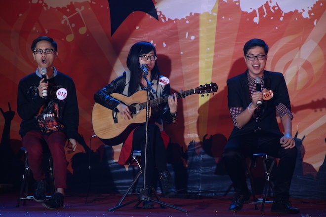 24 sinh vien Ha Noi tranh tai ca hat hinh anh