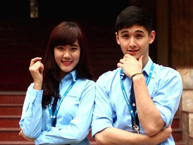 16 cap doi hot nhat hoc vien Ngoai giao hinh anh