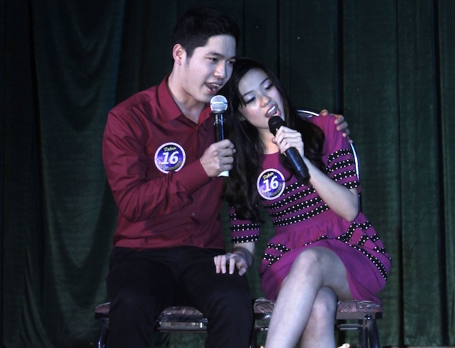 Kết quả đêm thi tài năng sẽ được cộng với điểm của vòng Bán kết trí tuệ (diễn ra vào ngày 29/3) và số lượt bình chọn trên fanpage để tìm ra 12 cặp thí sinh xuất sắc nhất bước vào vòng chung kết. Trong ảnh là cặp đôi Nguyễn Thanh Chung - Trần Ngọc Huệ.