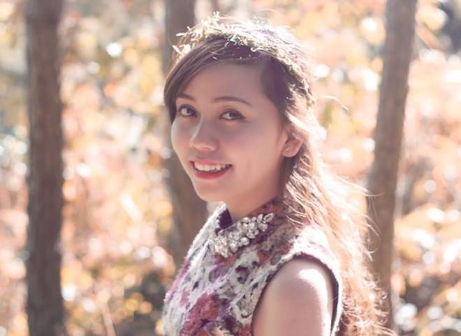 Nhan sac hoa khoi truong Bao hinh anh