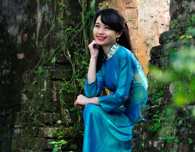 MC thoi tiet duyen dang tai Hue hinh anh