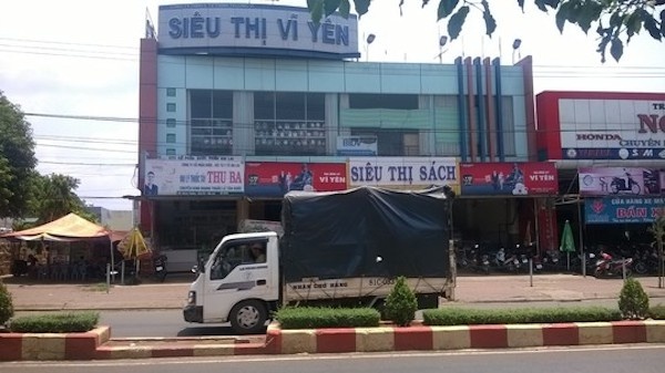Cong an moi nu sinh bi deo bang an cap len lam viec hinh anh