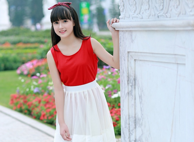 Hiện tại, Hà Vi vẫn tích cực tham gia việc học tập ở lớp và trong giai đoạn ôn thi học kì. Hà Vi bật mí, cô bạn thích nhất môn Văn và cảm thấy “khó nhai” với môn Thể dục.