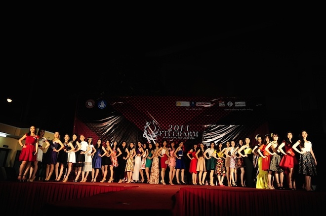 Đêm bán kết cuộc thi Duyên dáng Ngoại thương - FTU Charm - cuộc thi nhằm tôn vinh sắc đẹp và tài năng của các nữ sinh trong trường tại TP. HCM vừa diễn ra vào tối 20/4.