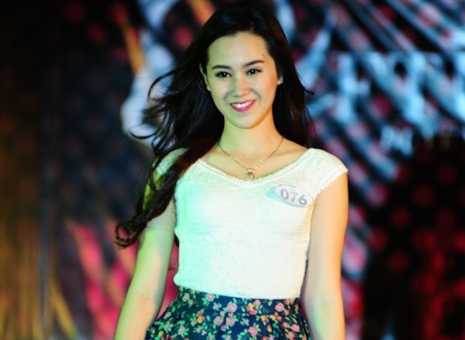 17 nu sinh hot nhat DH Ngoai thuong hinh anh