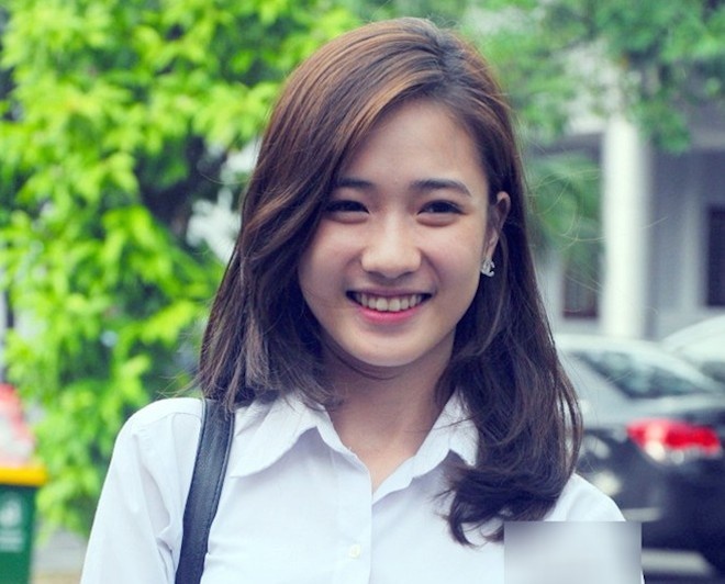 Nhung nu sinh noi tieng boi ve dep moc hinh anh
