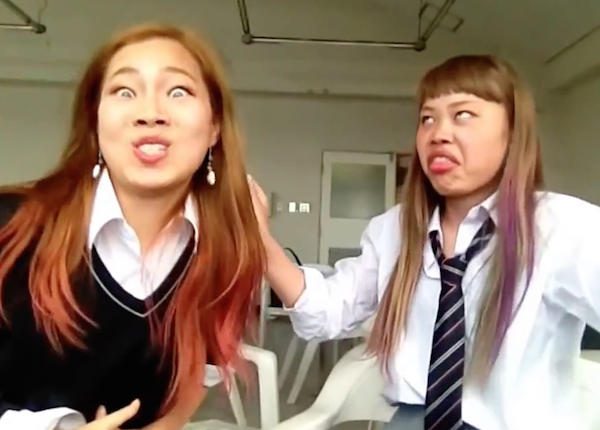 Clip hat nhep 'Love is open door' cuc hai huoc hinh anh