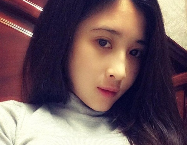 Tú Nhi sở hữu vẻ ngoài xinh xắn, đáng yêu.
