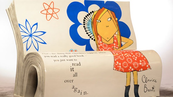 Tác giả Lauren Child thiết kế chiếc ghế băng dựa trên loạt truyện thiếu nhi Clarice Bean.