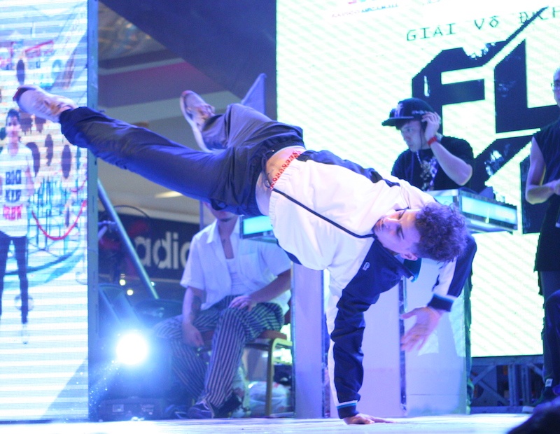 Nhung tran so tai an tuong cua giai hiphop Floor Killer hinh anh