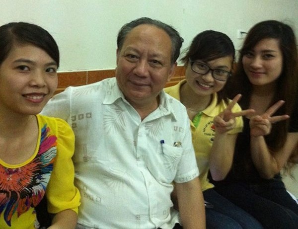 Dien bien moi vu 'mua bang tien si y khoa gia 200 trieu' hinh anh