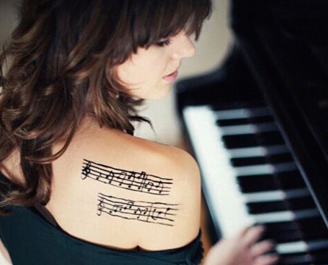 Mot xam minh cua cac ban tre yeu am nhac hinh anh