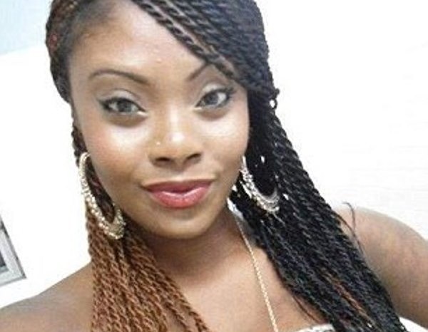 Co gai qua doi do sang Thai phau thuat tham my hinh anh